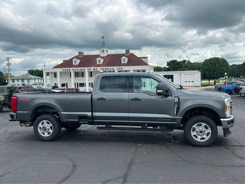 New 2026 Ford F350 XLT AWD/4WD image 3