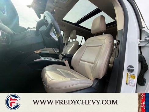 Used 2021 Ford Explorer XLT w/ Equipment Group 202A image 24