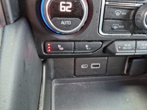 Used 2021 Chevrolet Tahoe RST RWD image 26