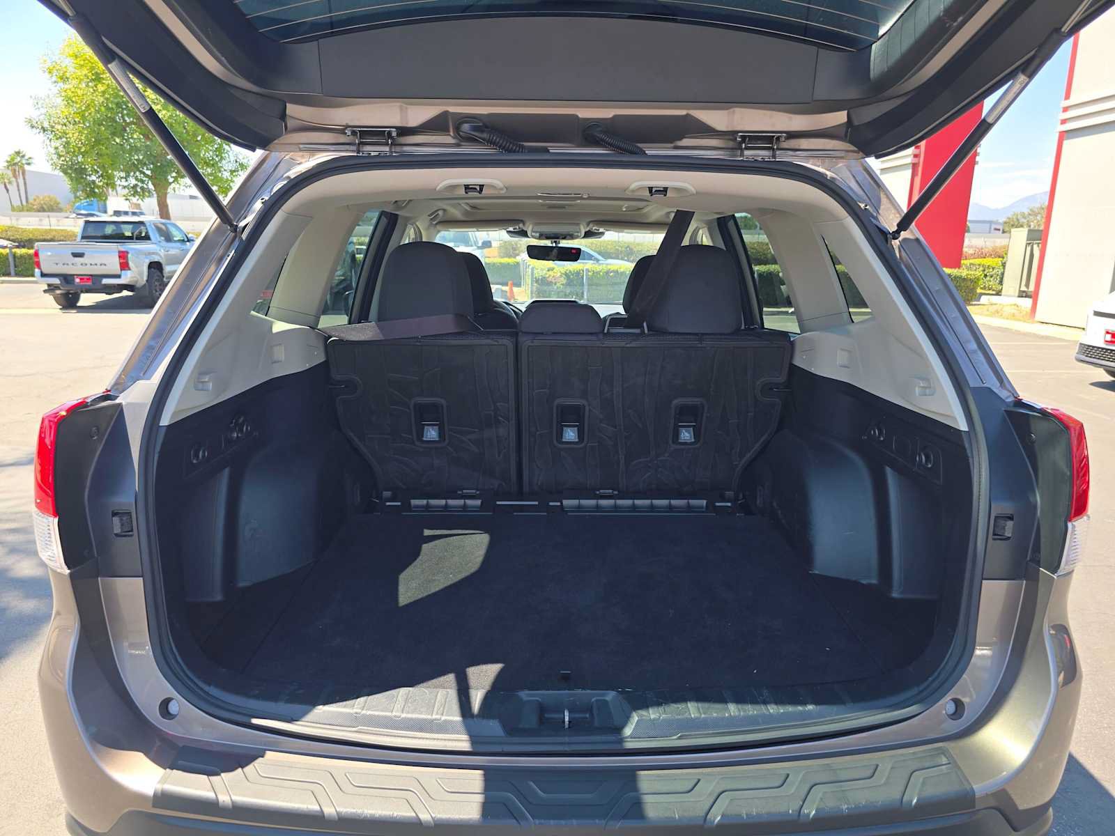 Used 2023 Subaru Forester Premium AWD/4WD image 13