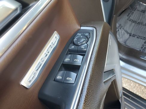 Used 2024 GMC Sierra 1500 Denali w/ Denali Reserve Package AWD/4WD image 18