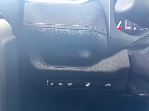 Certified 2025 Toyota RAV4 XLE w/ Convenience Package AWD/4WD image 19