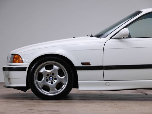 Used 1996 BMW M3 Coupe image 25