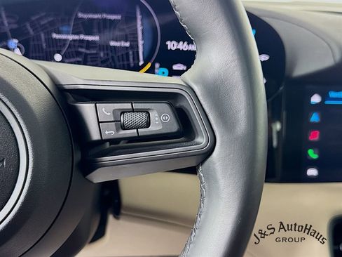 Used 2022 Porsche Taycan 4S image 14