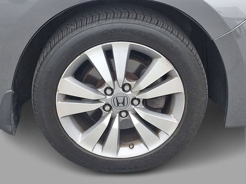 Used 2011 Honda Accord EX-L image 8