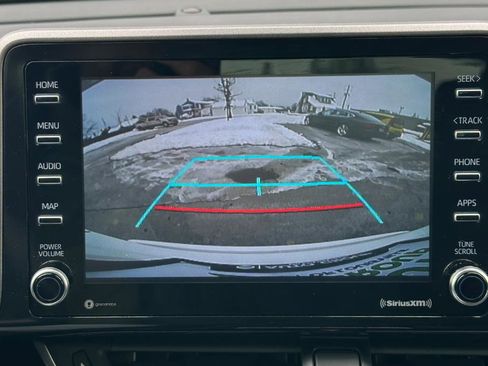 Used 2021 Toyota C-HR LE image 9