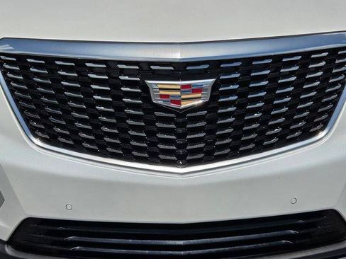 Certified 2023 Cadillac XT5 Premium Luxury FWD image 9