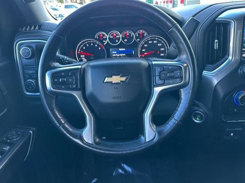 Used 2021 Chevrolet Silverado 1500 LT image 16