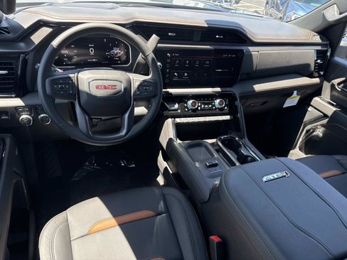 New 2026 GMC Sierra 2500 AT4 w/ AT4 Premium Plus Package AWD/4WD image 9