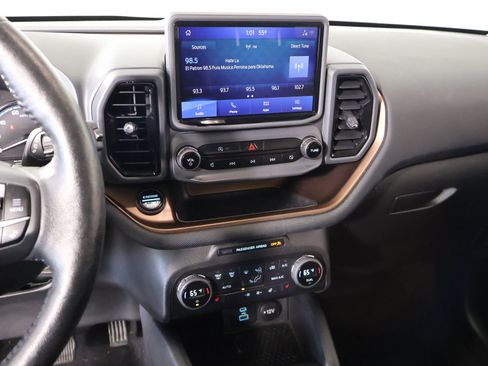 Used 2021 Ford Bronco Sport Outer Banks w/ Outer Banks Package image 5