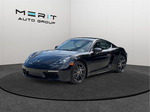 Used 2019 Porsche 718 Cayman RWD image 4