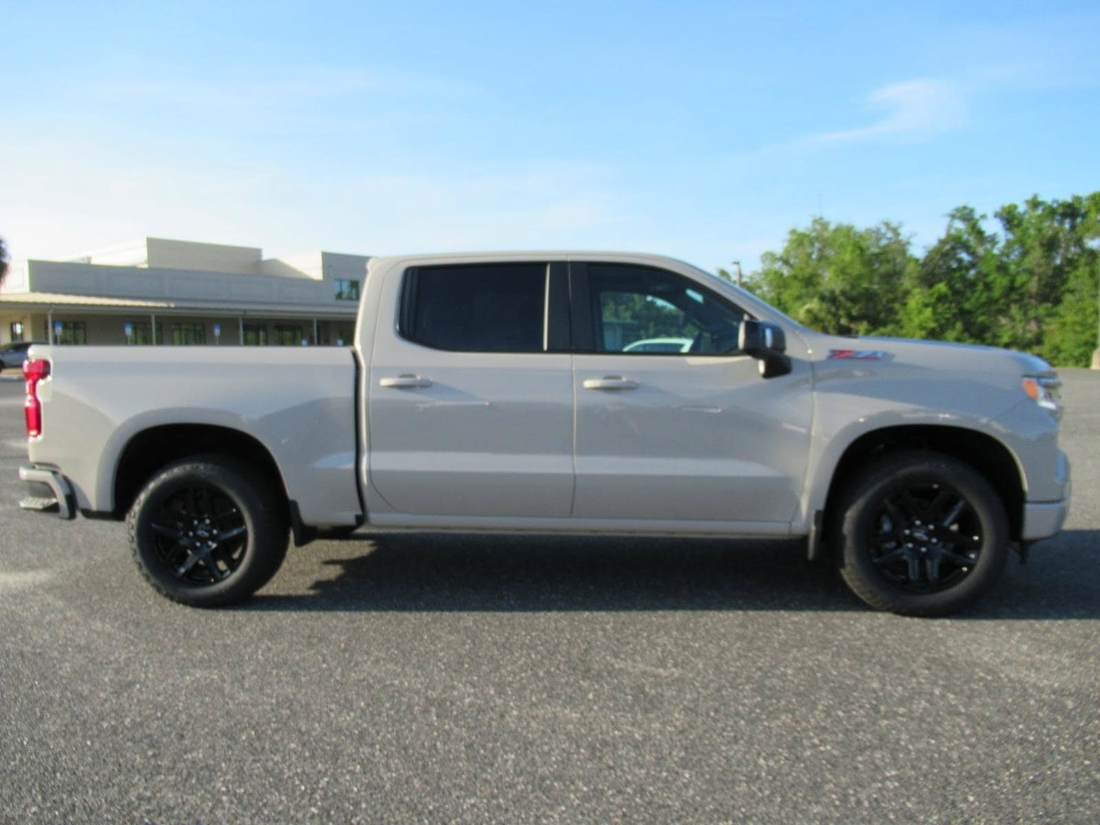 New 2026 Chevrolet Silverado 1500 RST w/ RST All Star Premium Package AWD/4WD image 2