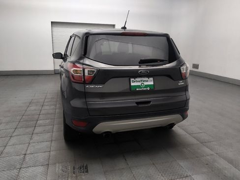 Used 2017 Ford Escape SE w/ SE Cold Weather Package FWD image 6