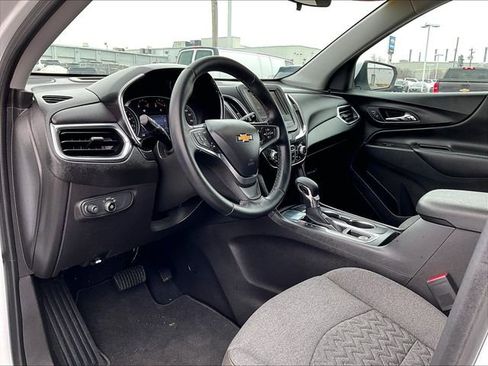 Used 2023 Chevrolet Equinox LT image 8