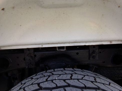 Used 2014 Chevrolet Silverado 2500 LT w/ Interior Plus Package image 9