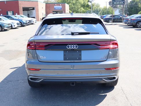Used 2019 Audi Q8 Premium Plus w/ Premium Plus image 6