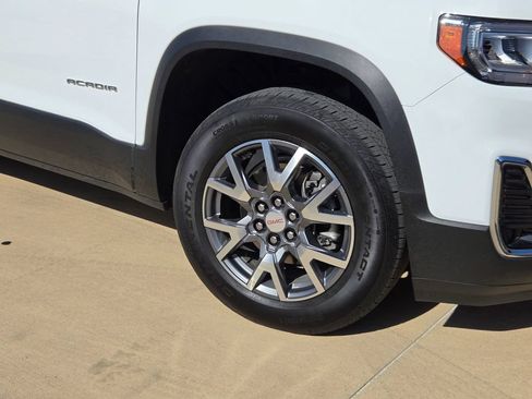Used 2023 GMC Acadia SLT FWD image 11