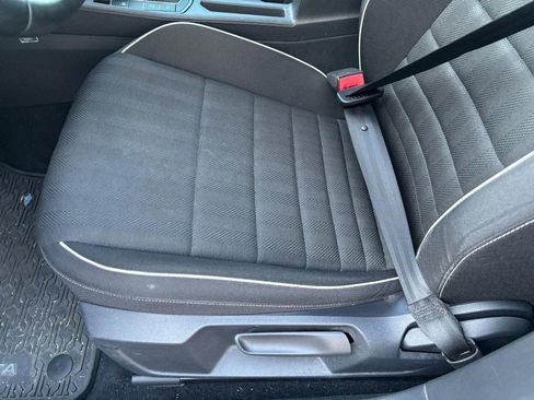 Used 2023 Volkswagen Jetta Sport FWD image 19