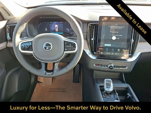 Certified 2026 Volvo XC90 B6 Plus w/ Protection Package Premier AWD/4WD image 7