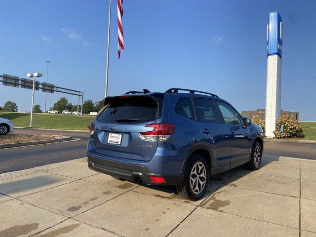 Used 2024 Subaru Forester Premium AWD/4WD image 12