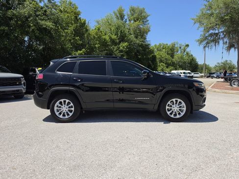 Used 2022 Jeep Cherokee Latitude Lux AWD/4WD image 3
