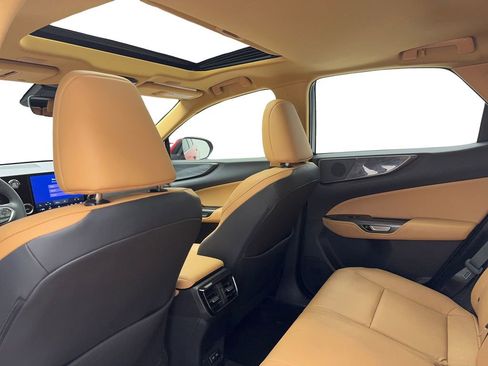 Used 2023 Lexus NX 350 AWD image 38