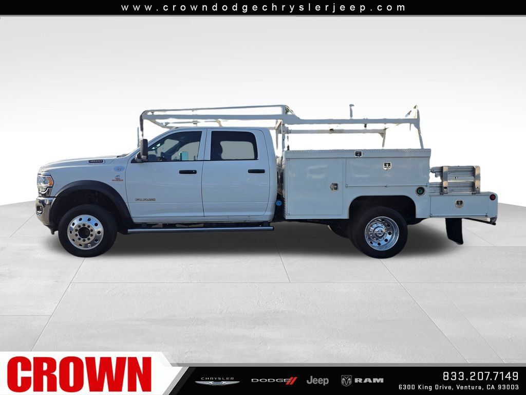 Used 2021 RAM 4500 Tradesman w/ Chrome Appearance Group AWD/4WD image 4