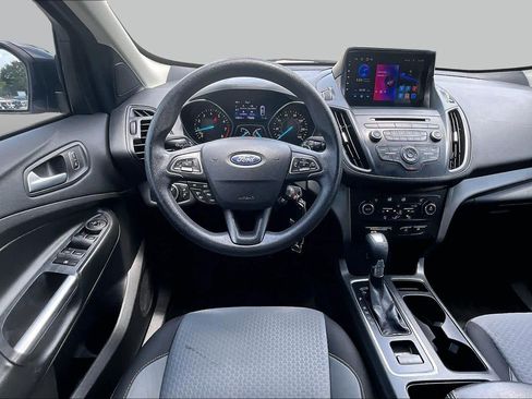 Used 2017 Ford Escape SE FWD image 6