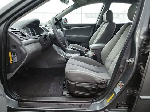 Used 2010 Hyundai Sonata GLS image 7