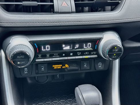 Used 2020 Toyota RAV4 XLE w/ XLE Grade Weather Package FWD image 12