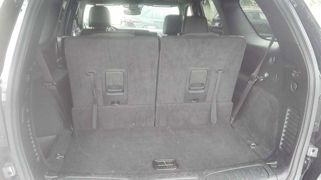 Used 2024 Dodge Durango GT RWD image 4