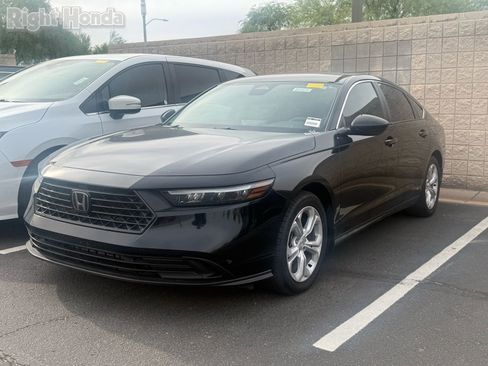 Used 2023 Honda Accord LX image 2