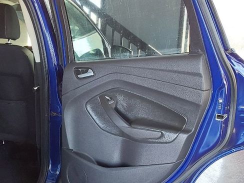 Used 2016 Ford Escape SE image 18