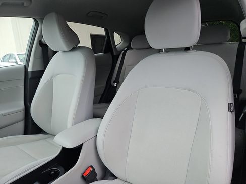 Used 2024 Hyundai Kona SEL FWD image 21