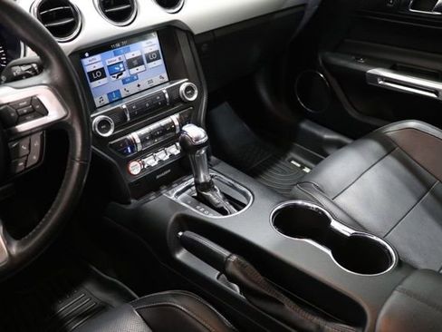 Used 2017 Ford Mustang GT Premium RWD image 35