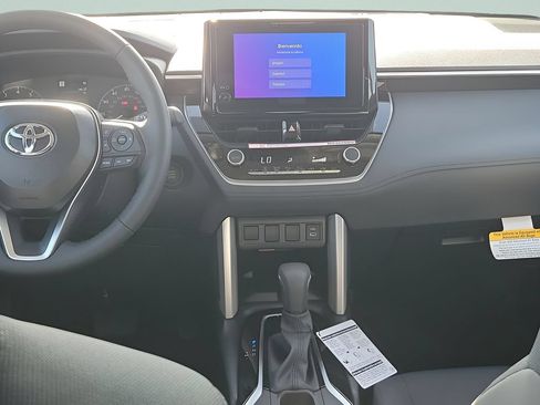 New 2025 Toyota Corolla Cross LE FWD image 22