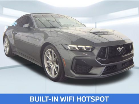 Used 2025 Ford Mustang GT Premium RWD image 5