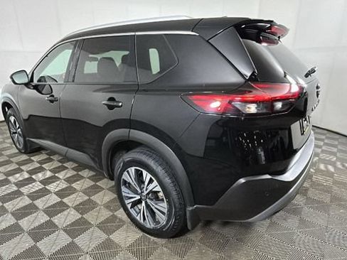 Used 2021 Nissan Rogue SV FWD image 5