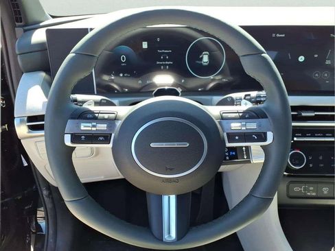 New 2026 Hyundai Tucson Limited FWD image 12