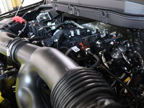 New 2024 Ford F150 XLT w/ Equipment Group 303A High image 31