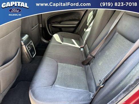 Used 2023 Chrysler 300 Touring w/ Sport Appearance Package RWD image 18