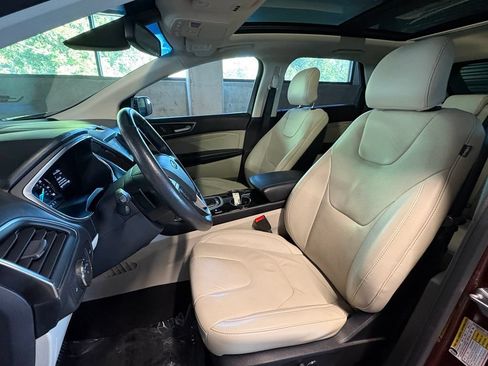 Used 2016 Ford Edge Titanium w/ Equipment Group 302A AWD/4WD image 5