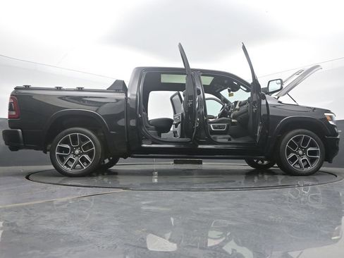 Used 2019 RAM 1500 Laramie image 61