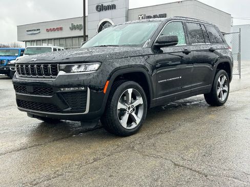 New 2026 Jeep Grand Cherokee Limited AWD/4WD image 2