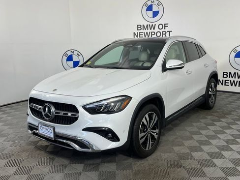 Used 2024 Mercedes-Benz GLA 250 4MATIC w/ Winter Heating Package image 3