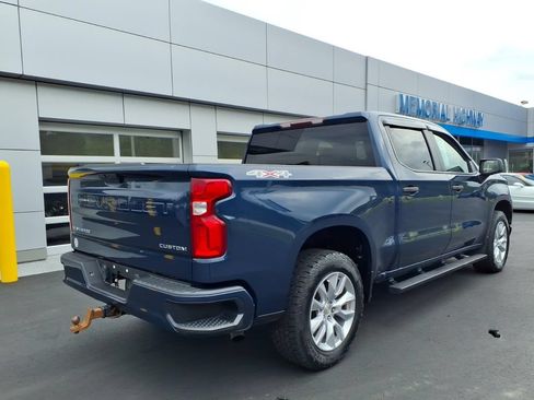 Used 2021 Chevrolet Silverado 1500 Custom AWD/4WD image 7