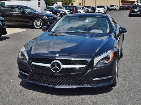 Used 2013 Mercedes-Benz SL 550 image 1