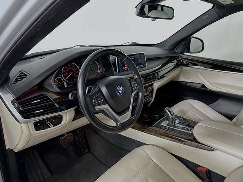 Used 2018 BMW X5 sDrive35i image 10