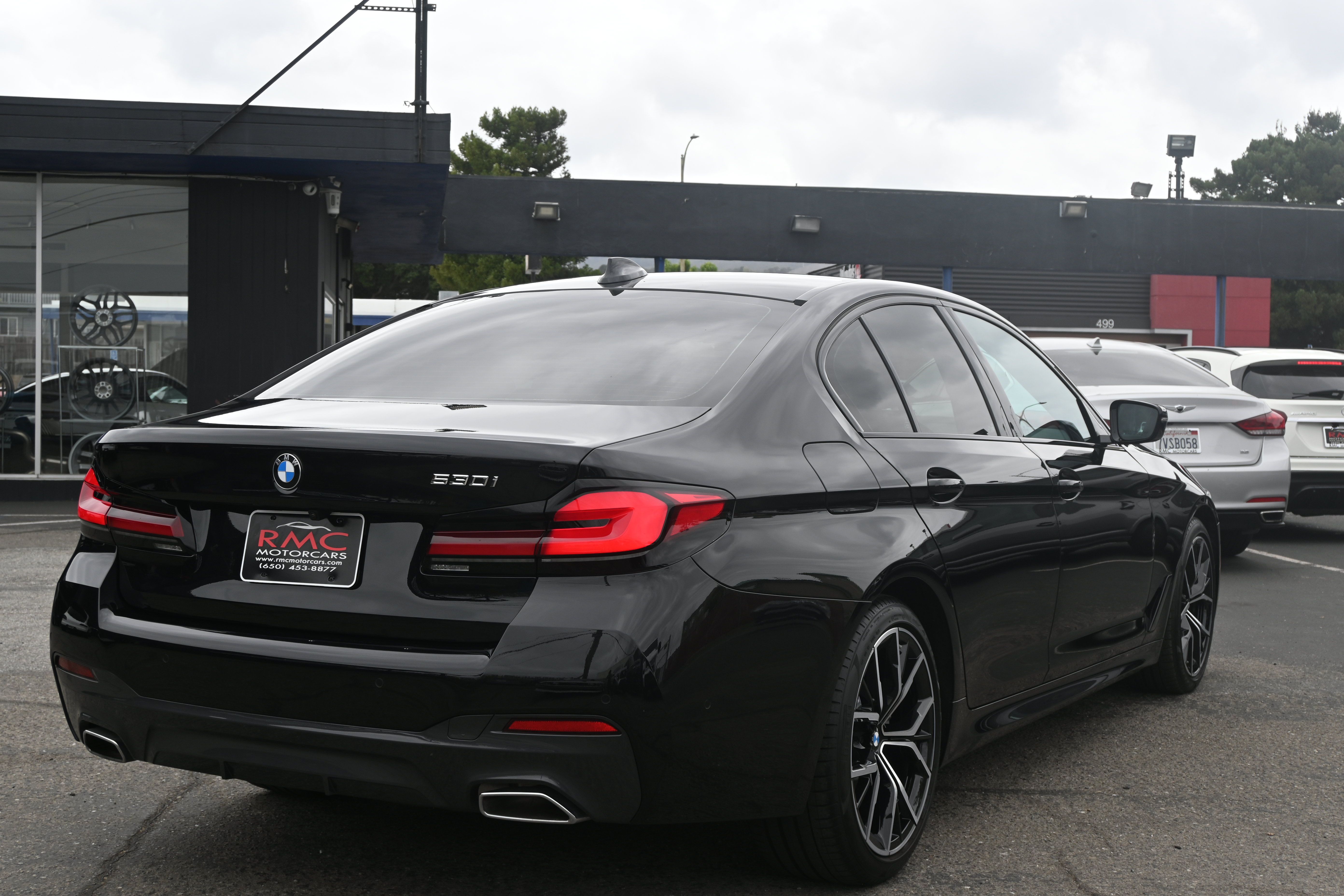 Used 2022 BMW 530i w/ M Sport Package RWD image 14