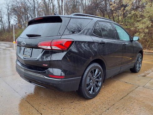 Used 2023 Chevrolet Equinox RS w/ RS Leather Package image 5